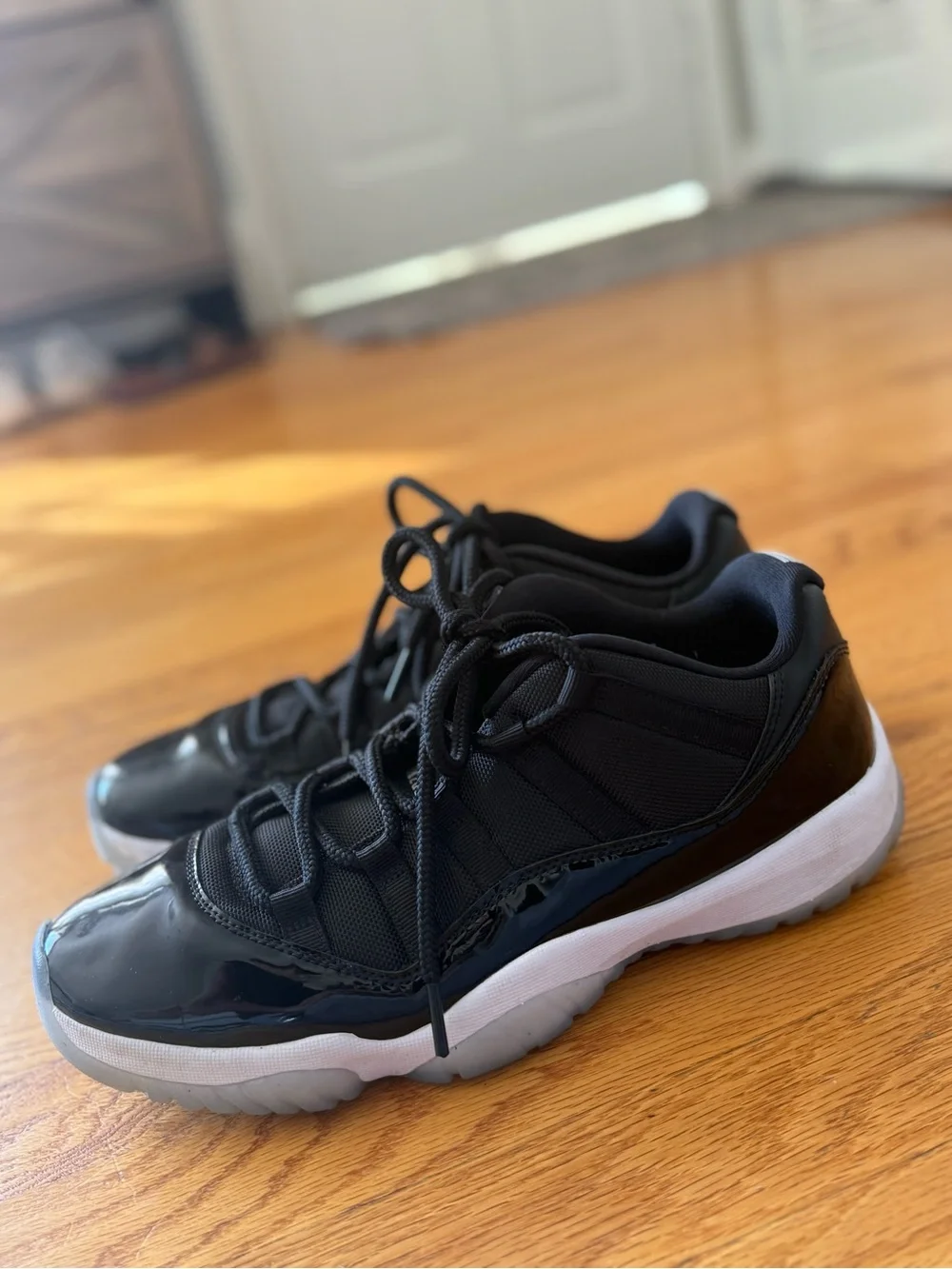 Men’s Jordan 11 retro low “Space Jams”